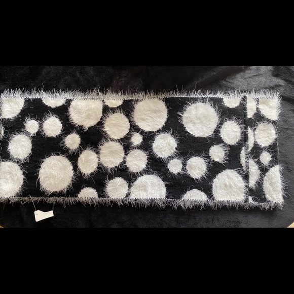 NWT Infinity Scarf - Picture 2 of 4